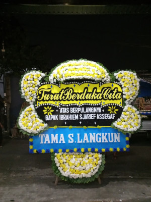 Papan Bunga Duka di Sumelap